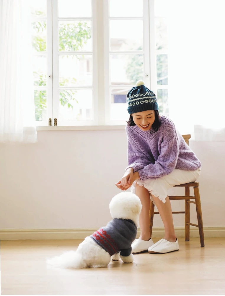 Family look. Me and my dog. Crocheting and knitting. 30 stylish projects for pets and their owners