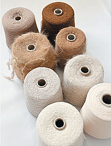 Knitting Below the Waist. A Practical Guide to Seamless Knitting of Waist Products on Needles