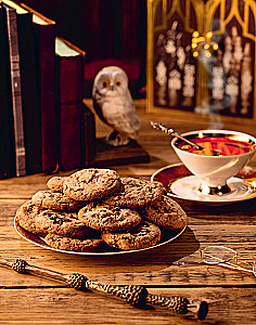 Magische Backkunst von Harry Potter. 60 Rezepte von Mrs. Weasleys Pasteten bis zu Tante Petunias Torten. Illustrierte inoffizielle Ausgabe