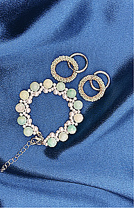 Schmuck aus Perlen und Beads für Anfänger. 5 Sets