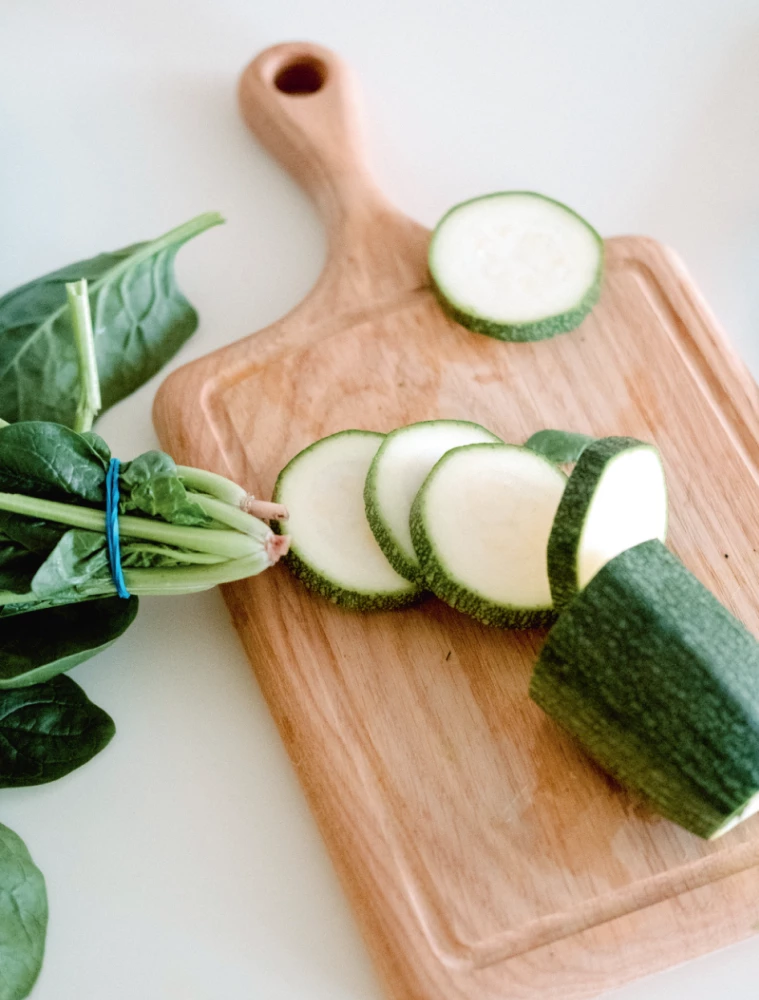 Self-Help Nutritionist. Practical Guide to Nutrition for 14 Days by Alexandra Lempert