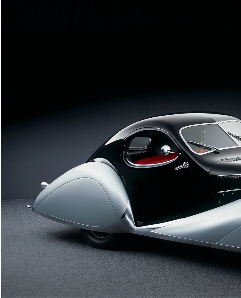 Legendary Cars. Icons of the Past and Present