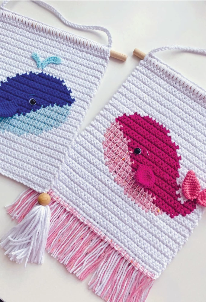 Cozy Creatures Crochet: 5 Cute Toys. 4 Gift Panel Workshops