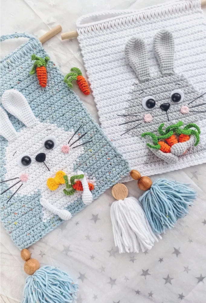 Cozy Creatures Crochet: 5 Cute Toys. 4 Gift Panel Workshops