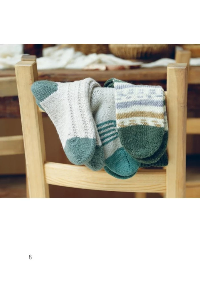 Knitting SOCKS from toe to top. Techniques, constructions, projects for knitting with needles