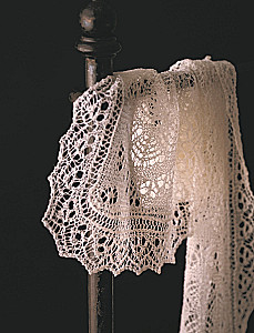 The Big Book of Shetland Lace. 12 Exquisite Shawls, Scarves, and Wraps for Knitting with Needles