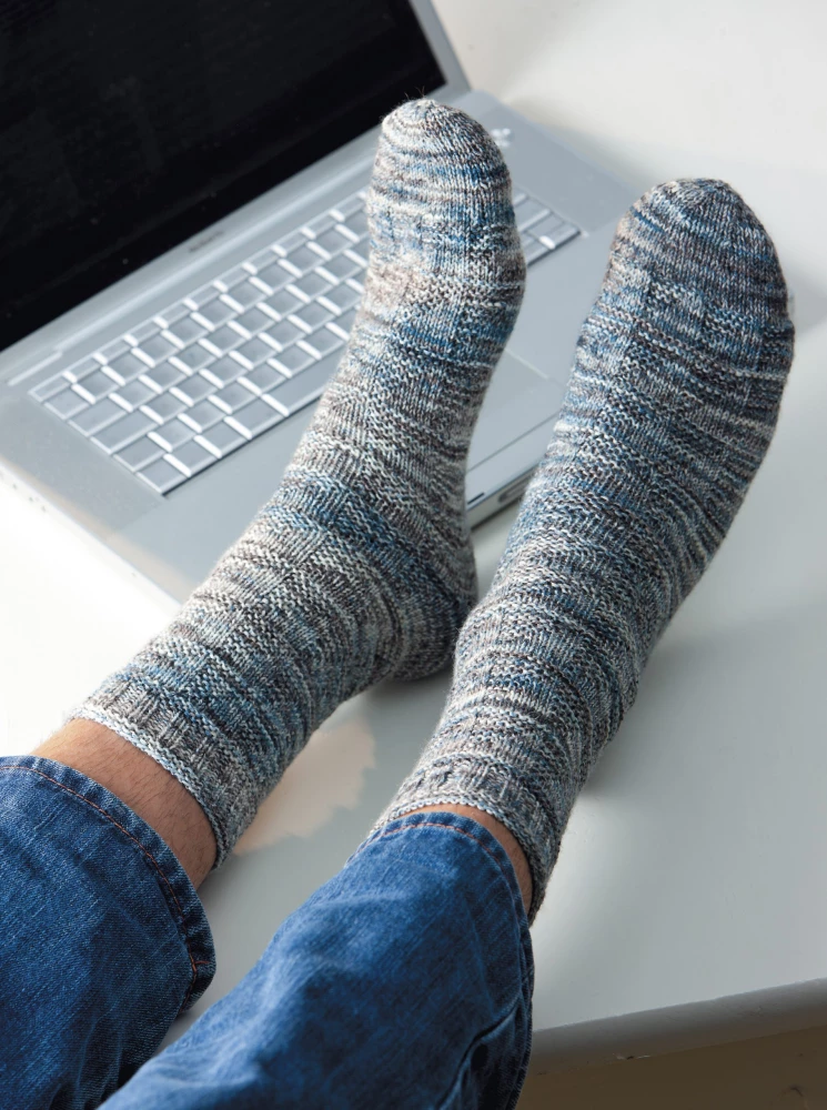 Lerne, Socken zu stricken! Vollständiger Leitfaden