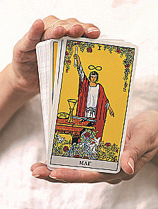 Tarot dla początkujących. Ilustrowany przewodnik