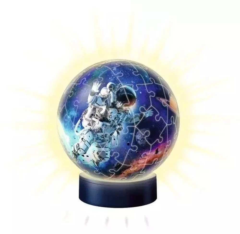 3D puzzle 74 - Astronaut Glow in the Dark