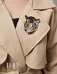 Designer Jewelry. The Art of Bead Embroidery