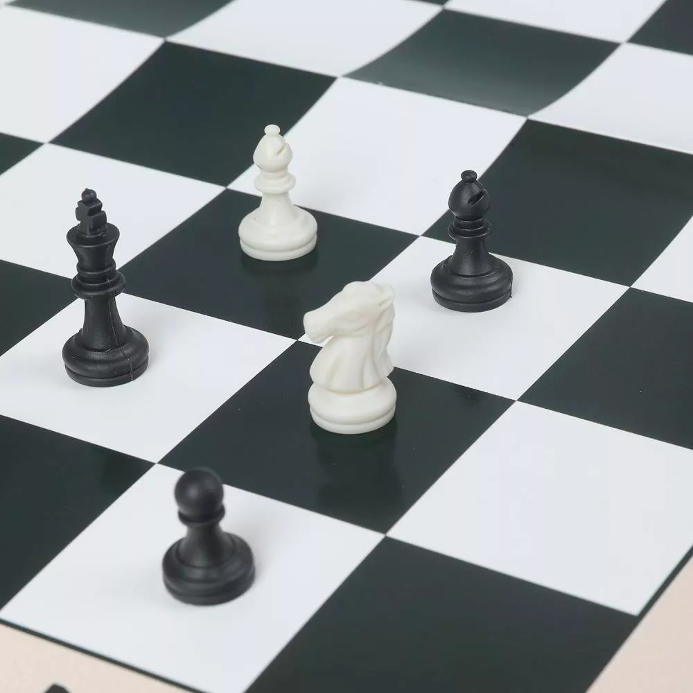 Настольная игра 2 в 1 - Шашки и Шахматы. Классические