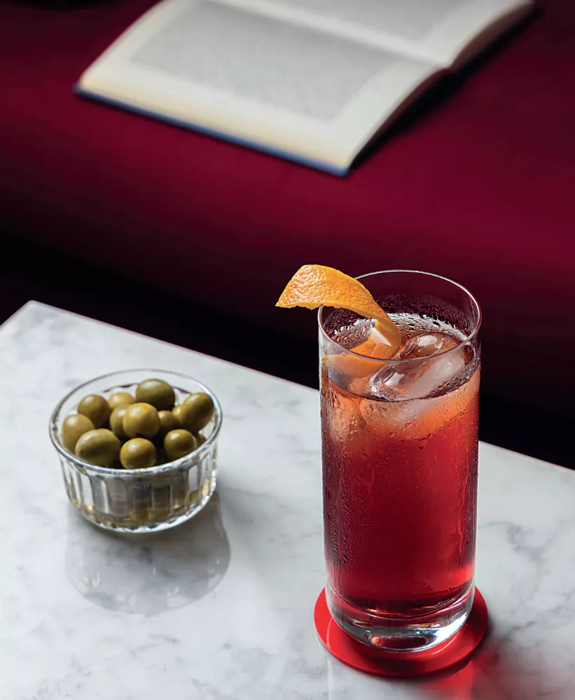 Cocktails. Recipes Inspired by Favorite Books