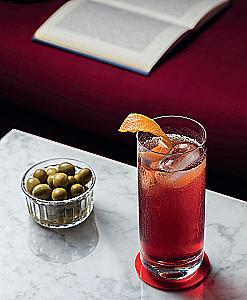 Cocktails. Recipes Inspired by Favorite Books