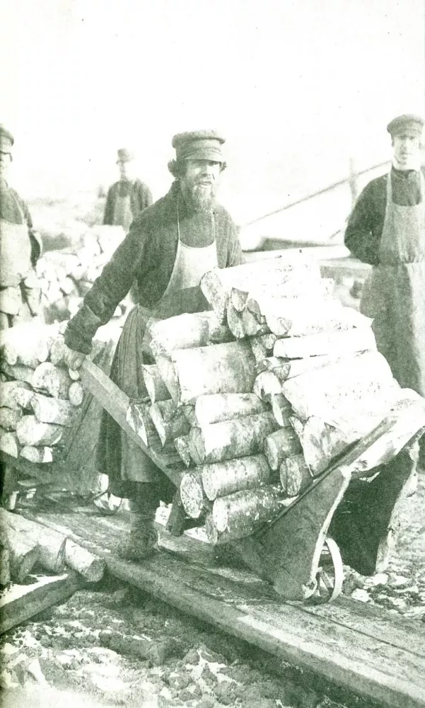 From the Life of St. Petersburg at the Turn of the 19th–20th Centuries: Eyewitness Accounts