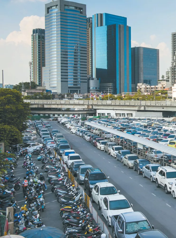 Automobiliai, traukiniai, laivai ir lėktuvai — nuotrauka 14