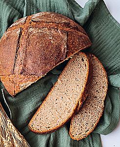 Bread with Russian Character. Traditions of Artisan Bread Baking and Sourdough Recipes