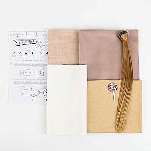 Interior Doll Mika, Sewing Kit, 22.4 × 15.6 × 5.2 cm