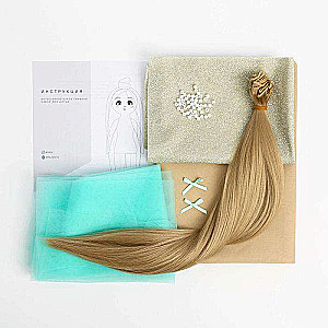 Interior Doll - Tiffany, sewing kit