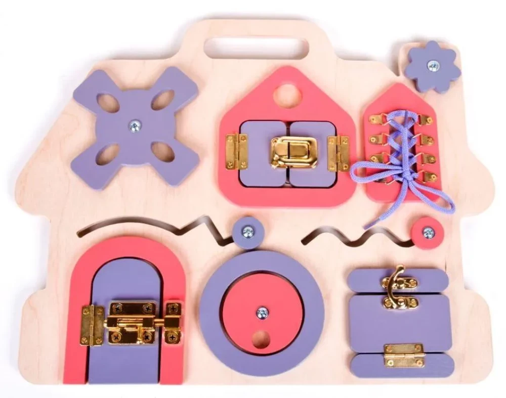 Busyboard - Domek