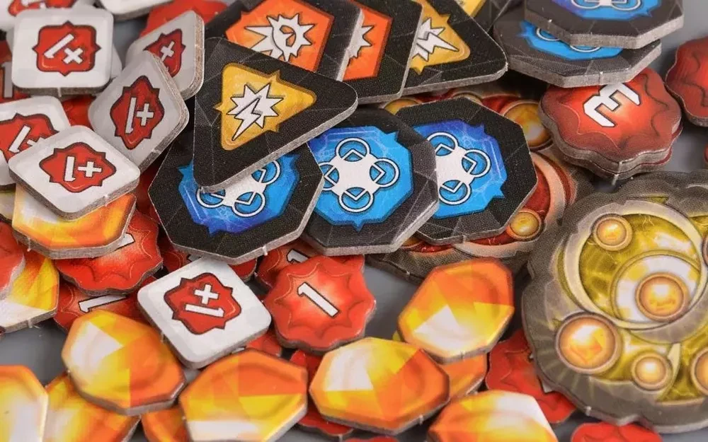 Stalo žaidimas KeyForge. Worlds Collide. Deluxe Archon Deck