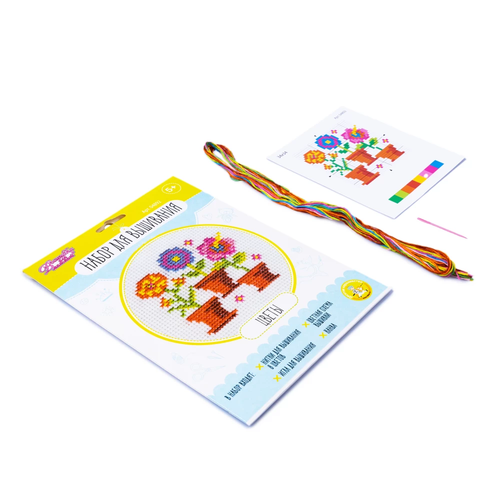 Tikkimise komplekt Lilled