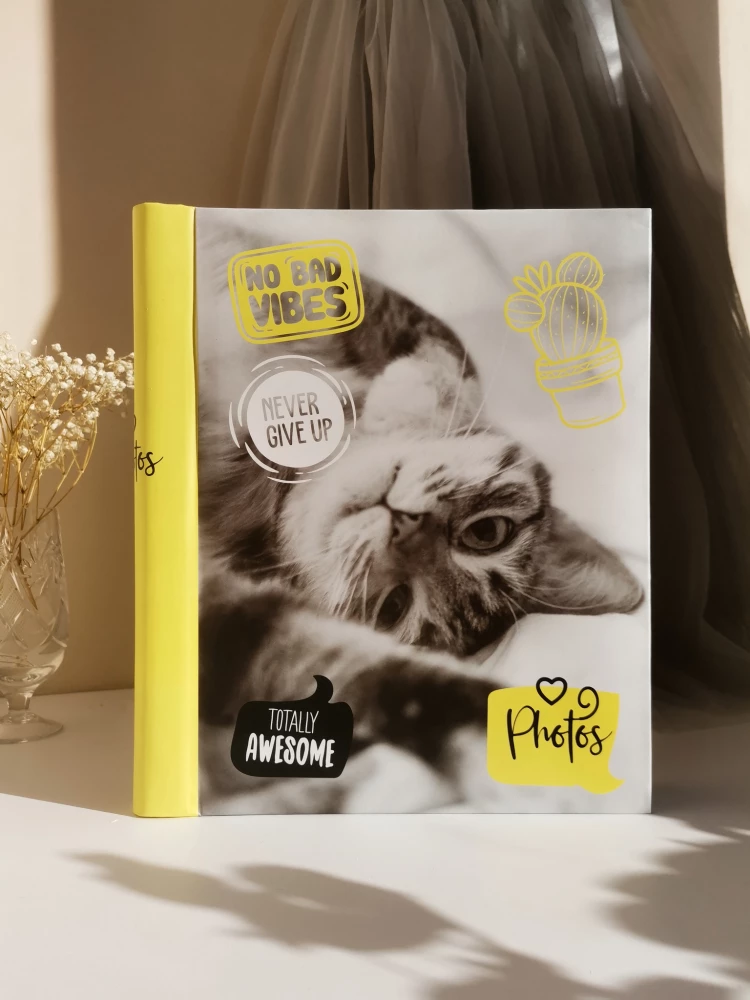 Album fotograficzny na 10 arkuszach magnetycznych - Fluffy pets. Miau (23x28)