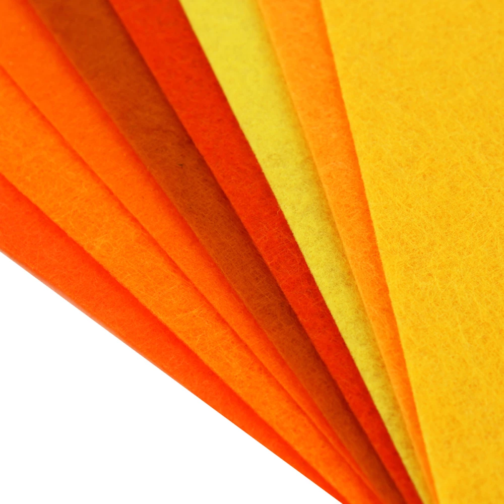 Set aus buntem Filz (gelb und orange)