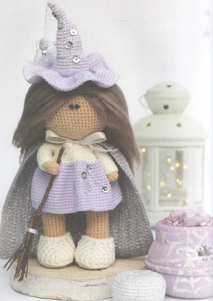 PRETTY Amigurumi. Modische Puppe und ihre zartesten Outfits gehäkelt. Amigurumi-Projekt