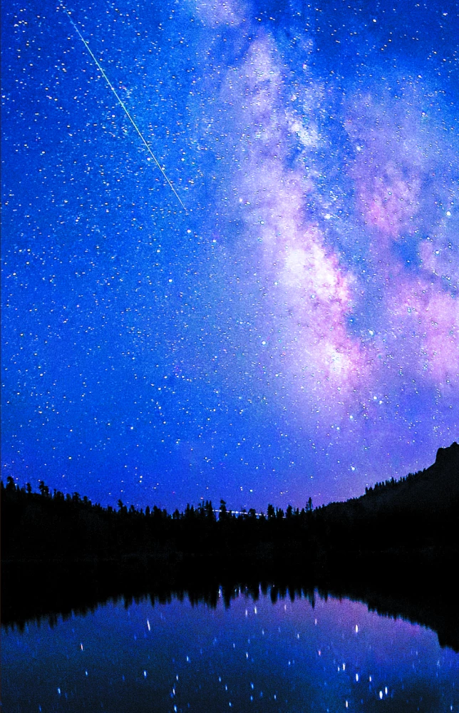 The Universe. A Popular Illustrated Guide