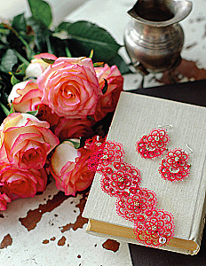 Tatting. Delicate lace, inspiring master classes