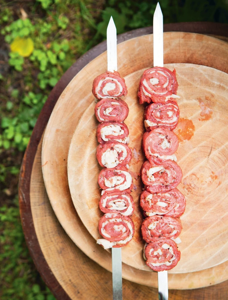 Fleisch auf dem Grill, Grill, im Tandoor und im Kessel