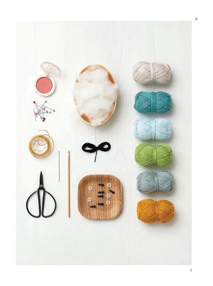Kasutegija maailm amigurumi. Kootud heegeldamisega: 6 nukkude peret koos riiete ja aksessuaaridega