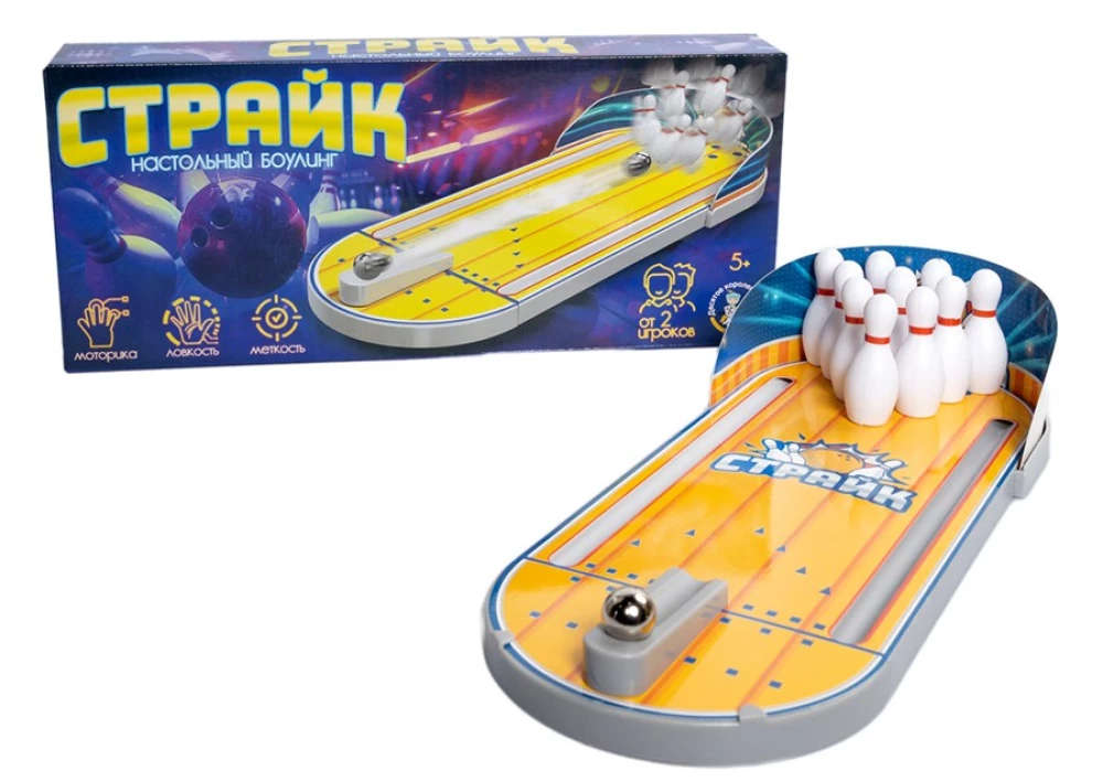 Table Bowling. Strike