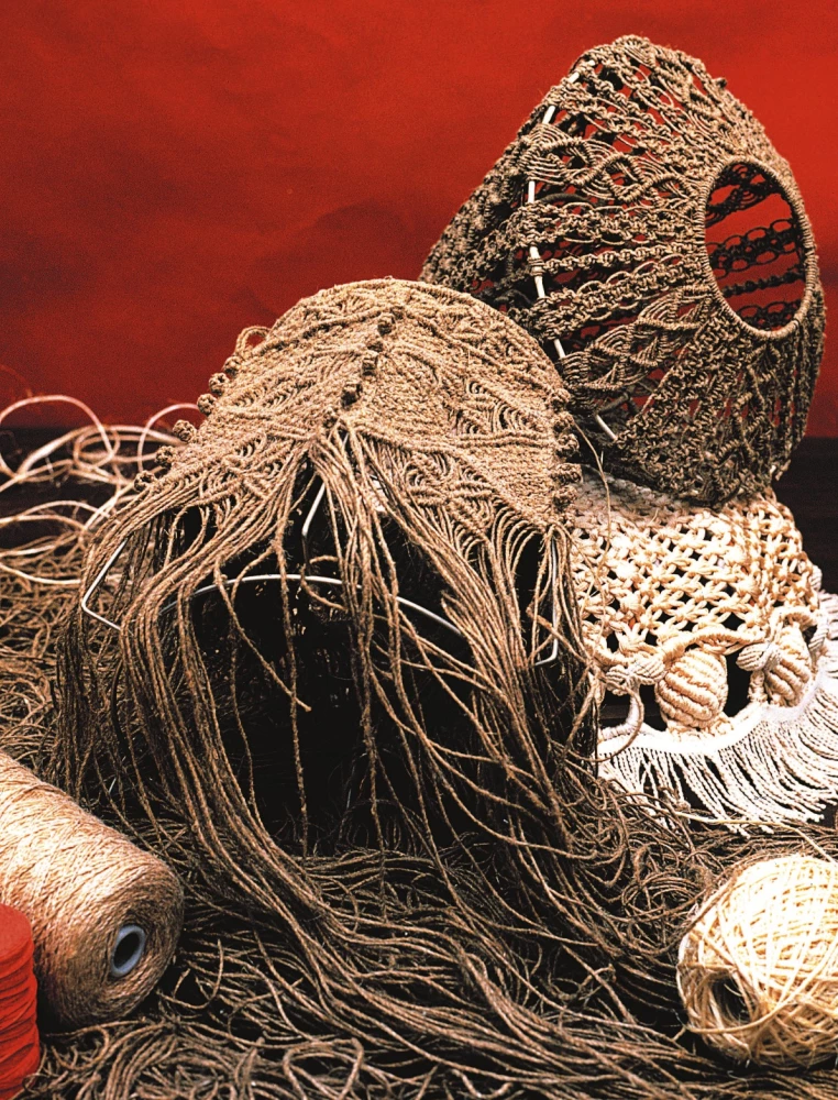 Macramé Alphabet. The Most Comprehensive Author's Course on Knot Tying and Weaving (Softcover)