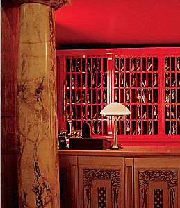 Hotel Grand Budapest. Ilustrowana historia tworzenia melancholijnej komedii o utraconym świecie